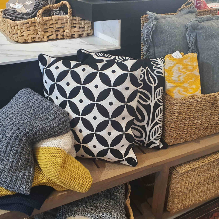 Thesen Harbour Town Shop